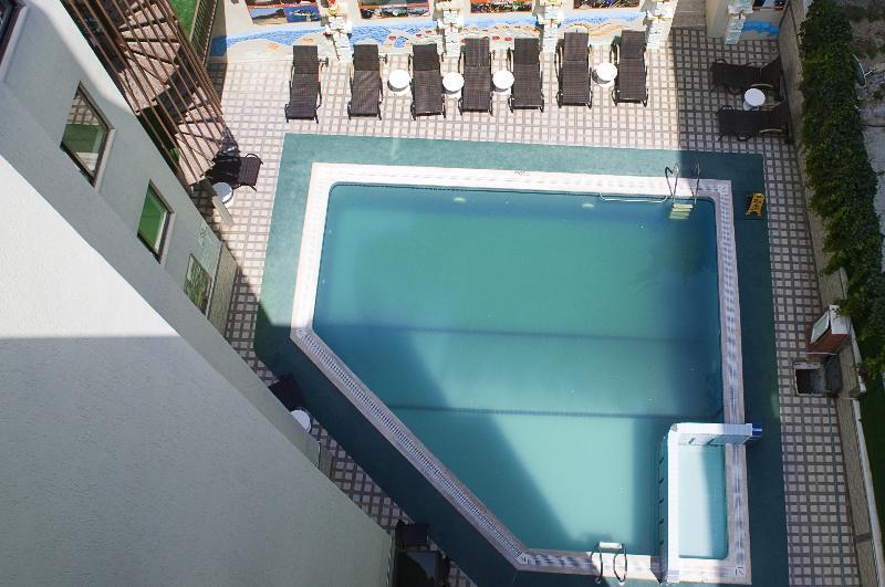 Saturn Hotel Κουσάντασι Εξωτερικό φωτογραφία