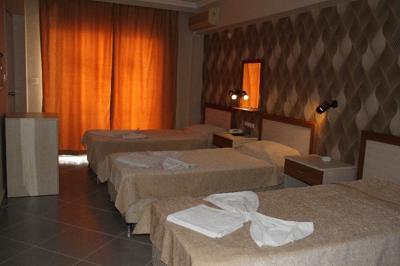 Saturn Hotel Κουσάντασι Εξωτερικό φωτογραφία