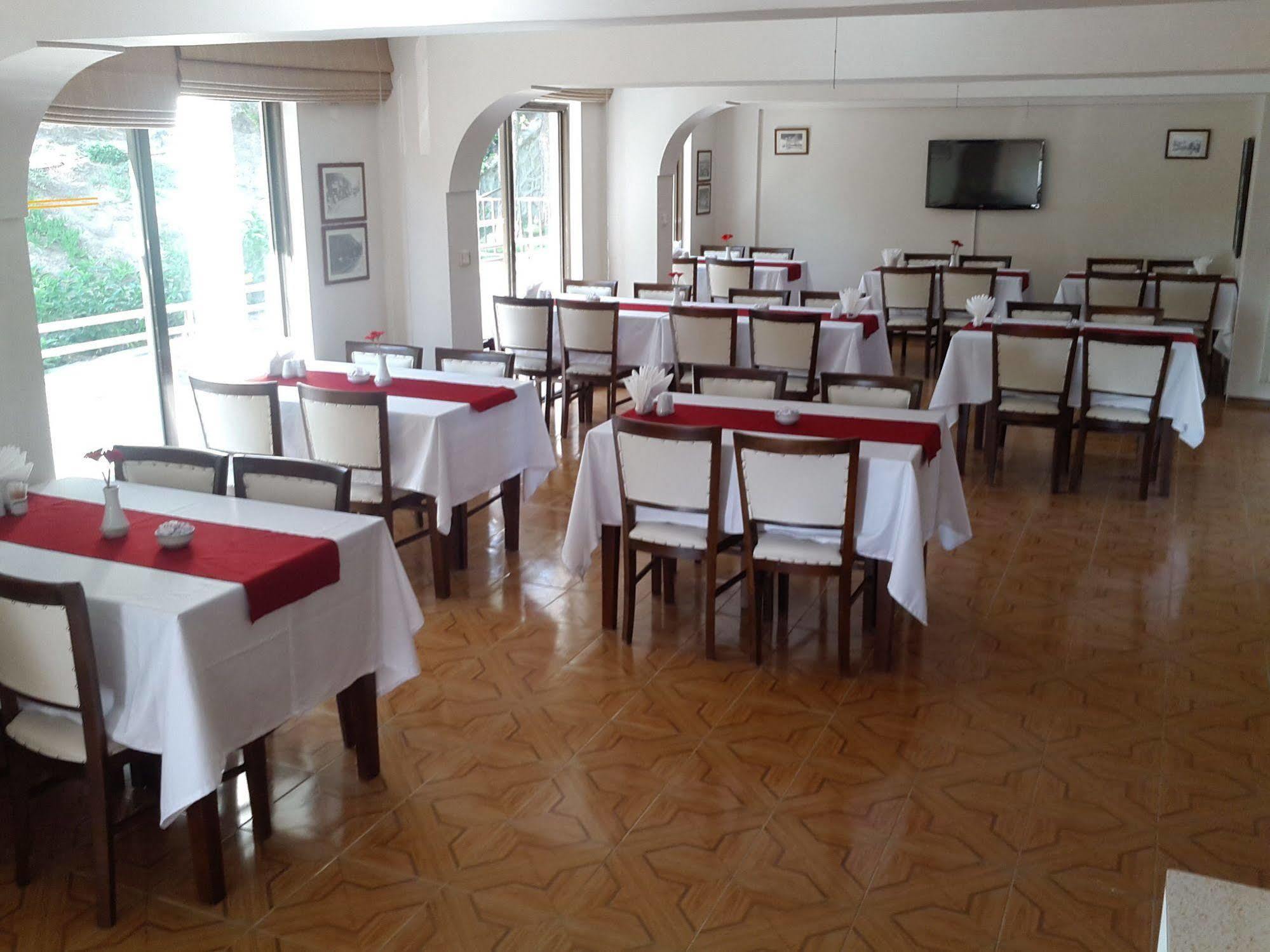 Saturn Hotel Κουσάντασι Εξωτερικό φωτογραφία
