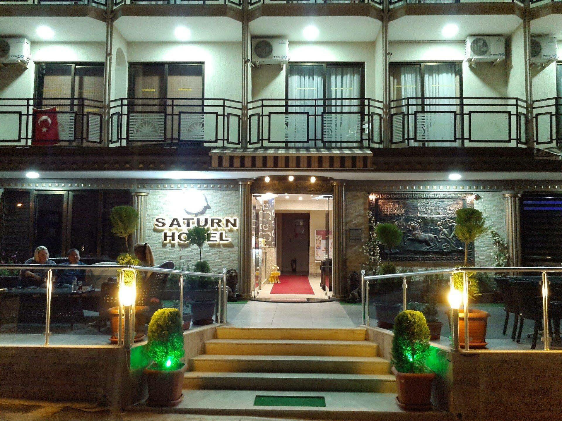 Saturn Hotel Κουσάντασι Εξωτερικό φωτογραφία