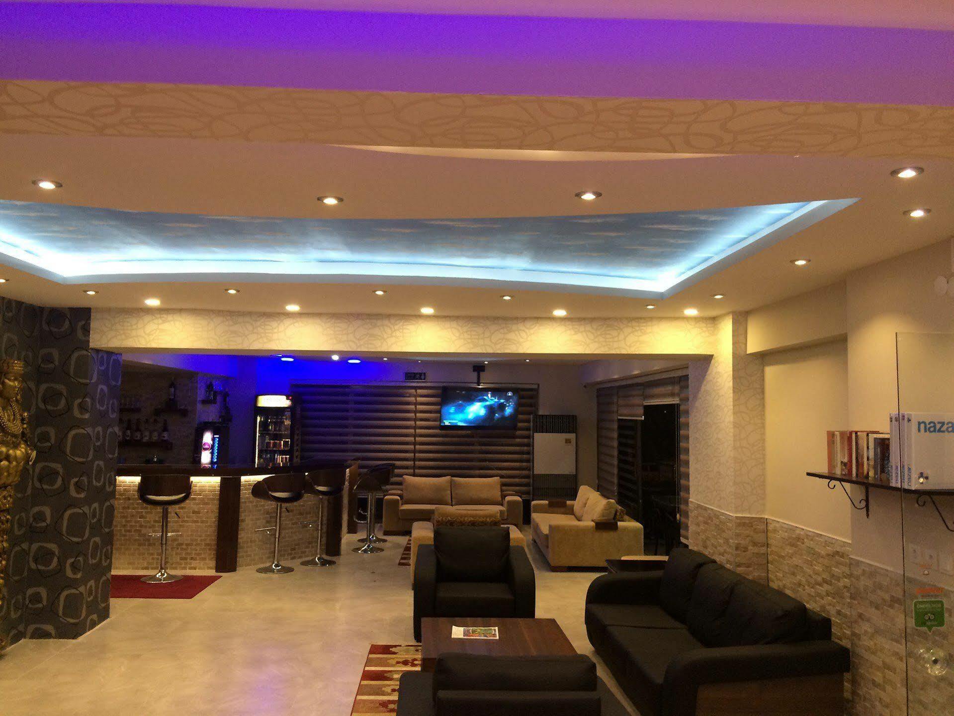 Saturn Hotel Κουσάντασι Εξωτερικό φωτογραφία