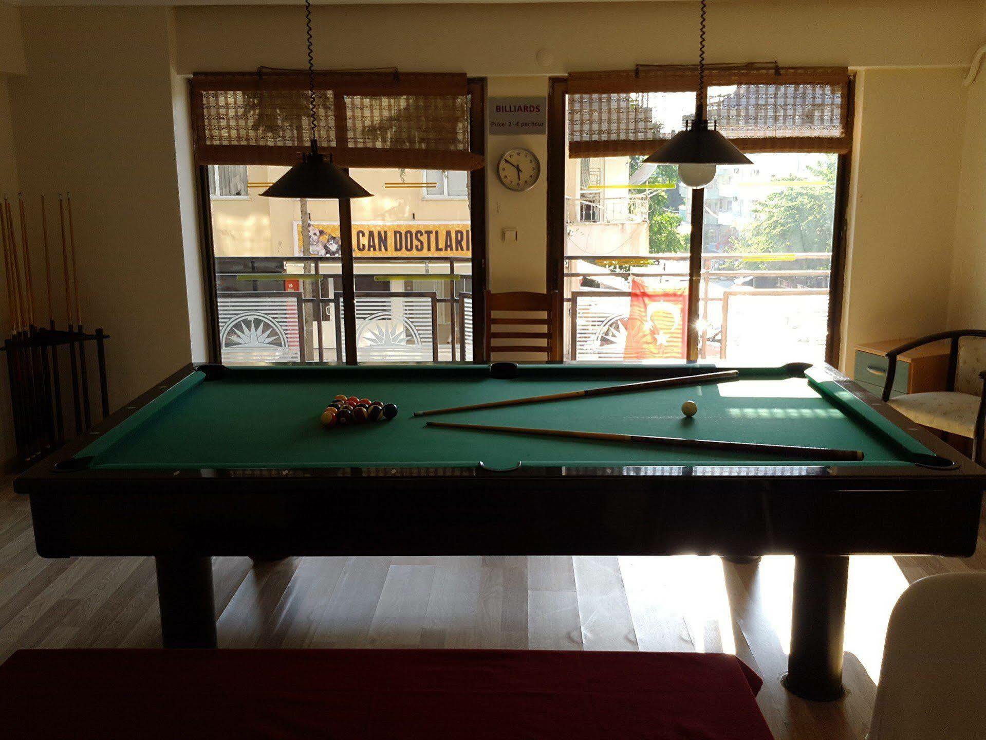 Saturn Hotel Κουσάντασι Εξωτερικό φωτογραφία